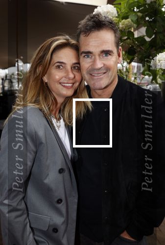 Amsterdam 6 juli 2021
Boekpresentatie Niels Houtepen bij de Harbour Club . Jeroen v d Boom met zijn vrouw Danie