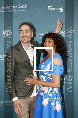Amsterdam 16 juli 2021
Premiere de Luizenmoeder in Tuschinski. Johan neijenhuis met vrouw en familie