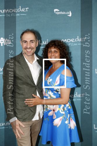 Amsterdam 16 juli 2021
Premiere de Luizenmoeder in Tuschinski. Johan neijenhuis met vrouw en familie