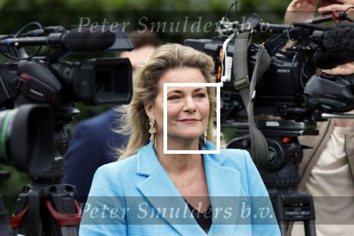 Den haag 16 juli 2021
Koninklijk fotouurtje met Koning Willem Alexander Koningin Maxima Prinses Amalia Alexia en Ariane in de tuin van Paleis Huis ten Bosch. Justine Marcella