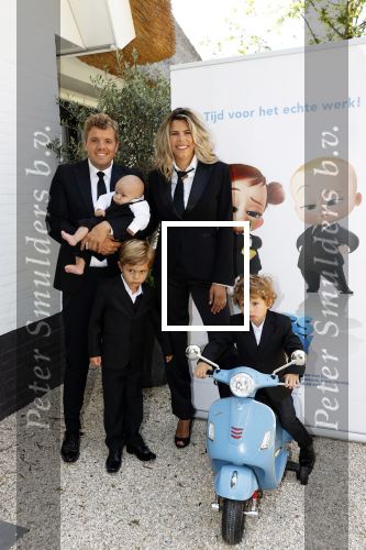Loosdrecht 18 juli 2021
Kim Kotter Jaap Reesema en hun kinderen bij hun huis.