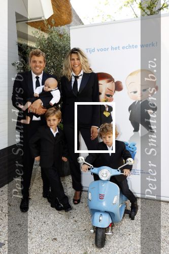 Loosdrecht 18 juli 2021
Kim Kotter Jaap Reesema en hun kinderen bij hun huis.