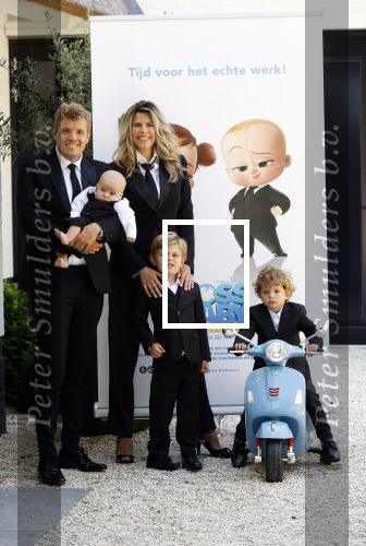 Loosdrecht 18 juli 2021
Kim Kotter Jaap Reesema en hun kinderen bij hun huis.