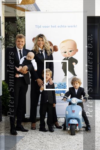 Loosdrecht 18 juli 2021
Kim Kotter Jaap Reesema en hun kinderen bij hun huis.