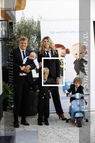Loosdrecht 18 juli 2021
Kim Kotter Jaap Reesema en hun kinderen bij hun huis.