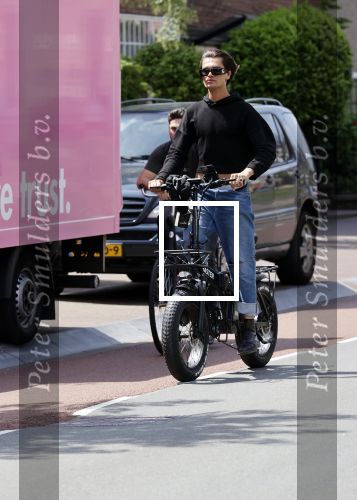 Amsterdam 12 juni 2021
Koen Kardashian op zijn electrische fiets