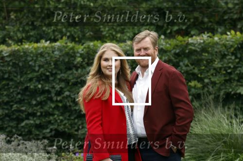Den haag 16 juli 2021
Koninklijk fotouurtje met Koning Willem Alexander Koningin Maxima Prinses Amalia Alexia en Ariane in de tuin van Paleis Huis ten Bosch.