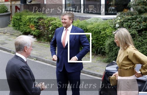 Hilversum 30 juni 2021
Koning Willem Alexander en Koningin Maxima arriveren bij theater Gooiland voor de uitreiking van de appeltjes van Oranje .