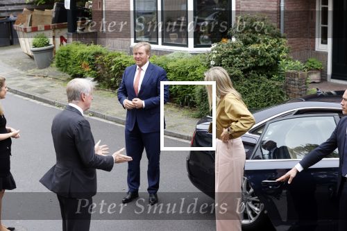 Hilversum 30 juni 2021
Koning Willem Alexander en Koningin Maxima arriveren bij theater Gooiland voor de uitreiking van de appeltjes van Oranje .