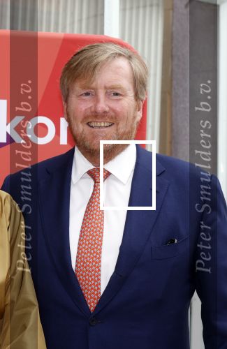Hilversum 30 juni 2021
Koning Willem Alexander en Koningin Maxima arriveren bij theater Gooiland voor de uitreiking van de appeltjes van Oranje .