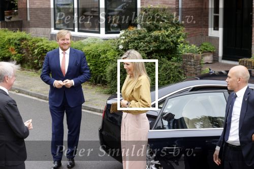 Hilversum 30 juni 2021
Koning Willem Alexander en Koningin Maxima arriveren bij theater Gooiland voor de uitreiking van de appeltjes van Oranje .