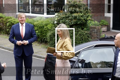 Hilversum 30 juni 2021
Koning Willem Alexander en Koningin Maxima arriveren bij theater Gooiland voor de uitreiking van de appeltjes van Oranje .