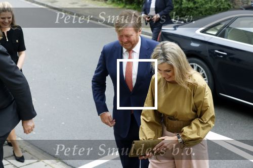 Hilversum 30 juni 2021
Koning Willem Alexander en Koningin Maxima arriveren bij theater Gooiland voor de uitreiking van de appeltjes van Oranje .
