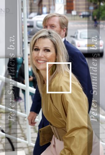 Hilversum 30 juni 2021
Koning Willem Alexander en Koningin Maxima arriveren bij theater Gooiland voor de uitreiking van de appeltjes van Oranje .