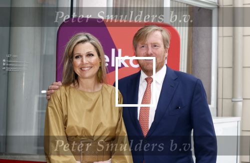 Hilversum 30 juni 2021
Koning Willem Alexander en Koningin Maxima arriveren bij theater Gooiland voor de uitreiking van de appeltjes van Oranje .