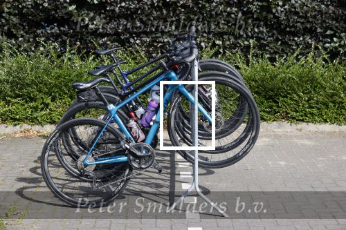 Zevenhuizen 4 juli 2021
Leontien v Moorsel Wendy v Dijk en Anouk Smulders gaan met 500 vrouwen de Amstel Gold race rijden . Vandaag was er een training . Ook Michael Zijlaard en zijn broer Ron reden mee. LIV fietsen