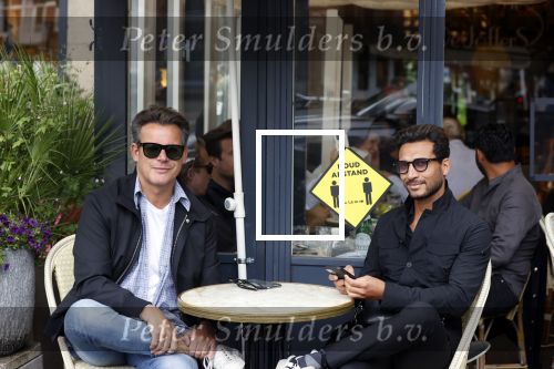 Amsterdam 19 juni 2021
Leco v Zadelhoff met zijn partner op terras bij de Joffers