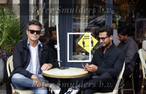 Amsterdam 19 juni 2021
Leco v Zadelhoff met zijn partner op terras bij de Joffers