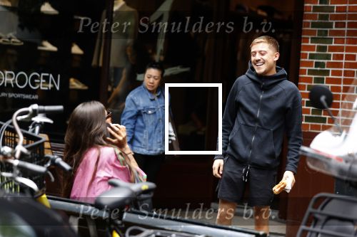 Amsterdam 12 juli 2021
Jorik Scholten / Lil Kleine en Jaimie Vaes kussend op de cornelis schuytstraat