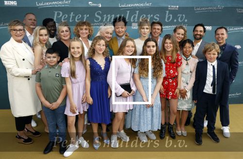 Amsterdam 16 juli 2021
Premiere de Luizenmoeder in Tuschinski. Cast Luizenmoeder