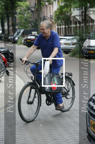 Amsterdam 10 juli 2021
Maarten Spanjer op de fiets in Amsterdam zuid