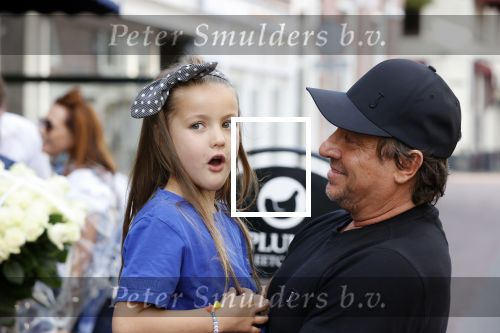 Alkmaar 7 juli 2021
Mary Borsato viert haar 76e verjaardag bij rstaurnt Pluim in Alkmaar.
Aanwezig marco Borsato met zijn vrouw Leontine , Armando Borsato met zijn vriendin en dochters . Silvana Borsato met haar dochter . Ook Senna is erbij.