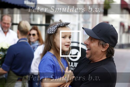 Alkmaar 7 juli 2021
Mary Borsato viert haar 76e verjaardag bij rstaurnt Pluim in Alkmaar.
Aanwezig marco Borsato met zijn vrouw Leontine , Armando Borsato met zijn vriendin en dochters . Silvana Borsato met haar dochter . Ook Senna is erbij.