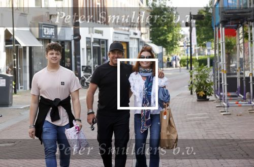 Alkmaar 7 juli 2021
Mary Borsato viert haar 76e verjaardag bij rstaurnt Pluim in Alkmaar.
Aanwezig marco Borsato met zijn vrouw Leontine , Armando Borsato met zijn vriendin en dochters . Silvana Borsato met haar dochter . Ook Senna is erbij.