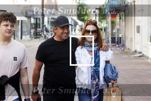 Alkmaar 7 juli 2021
Mary Borsato viert haar 76e verjaardag bij rstaurnt Pluim in Alkmaar.
Aanwezig marco Borsato met zijn vrouw Leontine , Armando Borsato met zijn vriendin en dochters . Silvana Borsato met haar dochter . Ook Senna is erbij.
