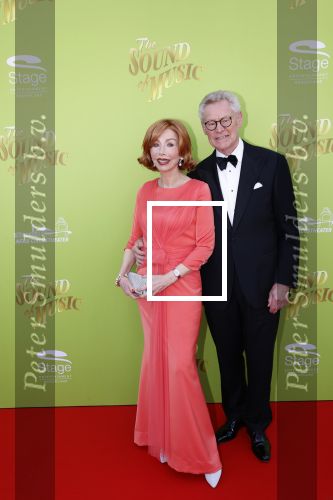 Scheveningen 9 juli 2021
Premiere sound of music in het circustheater.
Marijke Helwegen kwam met haar man