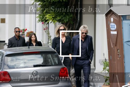 Amsterdam 22 juli 2021
Herdenkingsdienst van Peter R de Vries in Carre .
Matthijs v Nieuwkerk met zijn vriendin Martha Riemsma