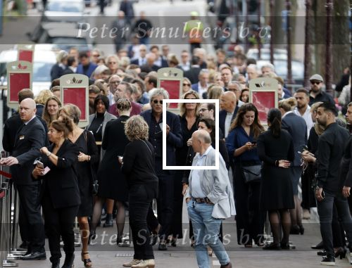 Amsterdam 22 juli 2021
Herdenkingsdienst van Peter R de Vries in Carre . Matthijs v Nieuwkerk kwam met zijn nieuwe vriendin Martha Riemsma