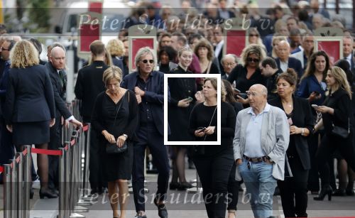 Amsterdam 22 juli 2021
Herdenkingsdienst van Peter R de Vries in Carre . Matthijs v Nieuwkerk kwam met zijn nieuwe vriendin Martha Riemsma