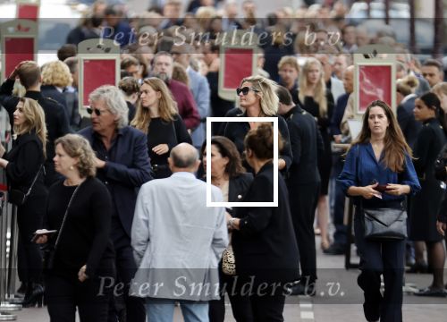 Amsterdam 22 juli 2021
Herdenkingsdienst van Peter R de Vries in Carre . Matthijs v Nieuwkerk kwam met zijn nieuwe vriendin Martha Riemsma