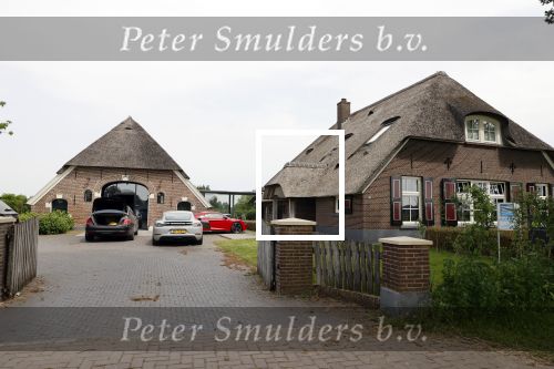 Epse 18 juni 2021
Huis Mc Snelle in Epse . Hij heeft er ook een studio bij waar hij opnames maakt van zijn liedjes.
