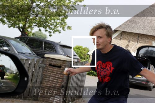 Epse 18 juni 2021
Huis Mc Snelle in Epse . Hij heeft er ook een studio bij waar hij opnames maakt van zijn liedjes.
