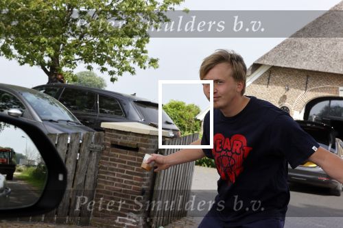 Epse 18 juni 2021
Huis Mc Snelle in Epse . Hij heeft er ook een studio bij waar hij opnames maakt van zijn liedjes.