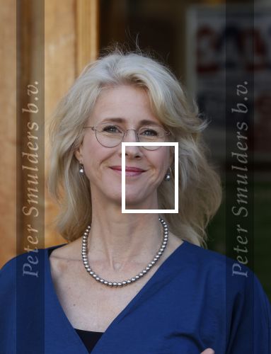 Amsterdam 8 juli 2021
Boekpresentatie Nicolette v Dam en Bas Smit bij boekhandel Scheltema. Mona Keijzer ontvangt het eerste boek .
