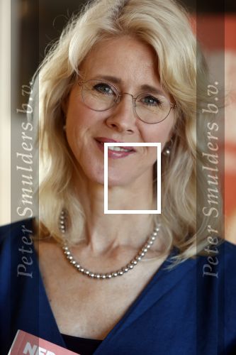 Amsterdam 8 juli 2021
Boekpresentatie Nicolette v Dam en Bas Smit bij boekhandel Scheltema. Mona Keijzer ontvangt het eerste boek .