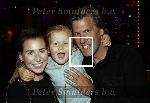 Amsterdam 6 juli 2021
Boekpresentatie Niels Houtepen bij de Harbour Club . Niels met vrouw en zoontje