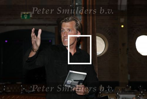 Amsterdam 6 juli 2021
Boekpresentatie Niels Houtepen bij de Harbour Club .