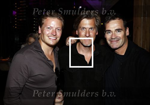 Amsterdam 6 juli 2021
Boekpresentatie Niels Houtepen bij de Harbour Club . Niels met Thomas Berge en Jeroen v d Boom