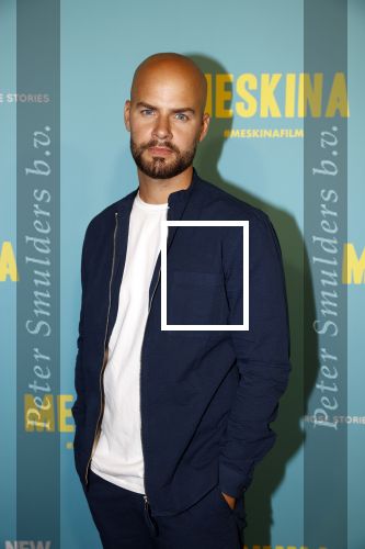 Amsterdam 18 juli 2021
Premiere Meskina in Tuschinski. Oscar Aerts kwam met zijn vriendin