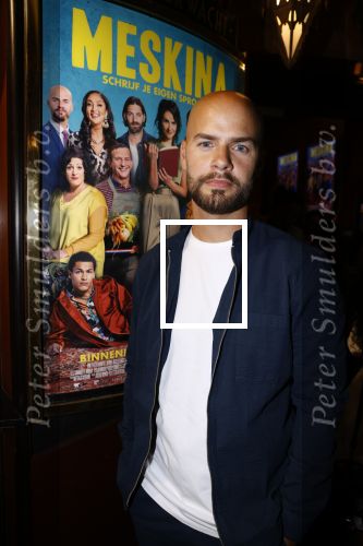 Amsterdam 18 juli 2021
Premiere Meskina in Tuschinski. Oscar Aerts kwam met zijn vriendin