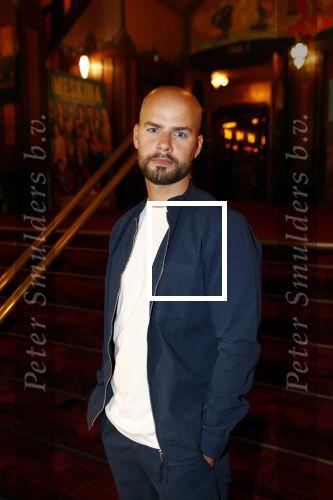 Amsterdam 18 juli 2021
Premiere Meskina in Tuschinski. Oscar Aerts kwam met zijn vriendin