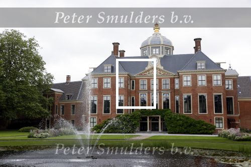 Den haag 16 juli 2021
Koninklijk fotouurtje met Koning Willem Alexander Koningin Maxima Prinses Amalia Alexia en Ariane in de tuin van Paleis Huis ten Bosch.