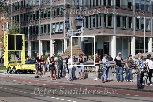 Amsterdam 21 juli 2021
Het publiek kan afscheid nemen van Peter R de Vries . Peter ligt opgebaard in Carre . er komen duizenden mensen langs.