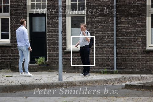 Enschede 22 juni 2021
Pieter Omtzigt wandelt elke dag een paar uur om tot rust te komen . Nick Dijkman staat met Pieter Omtzigt te kletsen.