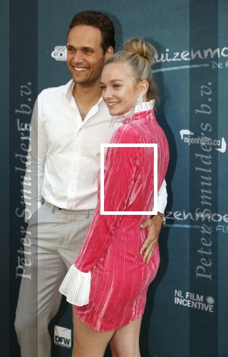 Amsterdam 16 juli 2021
Premiere de Luizenmoeder in Tuschinski.
Pim Wessels met partner Pip Pellens