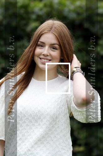 Den haag 16 juli 2021
Koninklijk fotouurtje met Koning Willem Alexander Koningin Maxima Prinses Amalia Alexia en Ariane in de tuin van Paleis Huis ten Bosch.